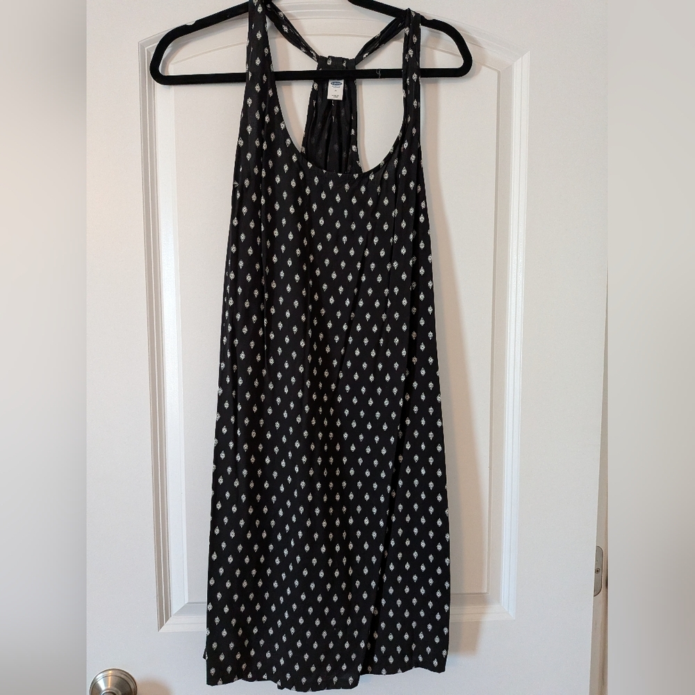 Old Navy Black and White Sleeveless Dress